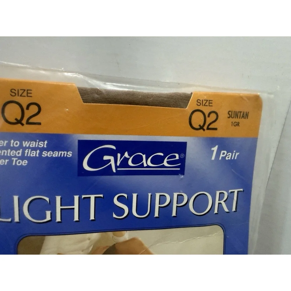 Lot Of 2 Vintage Grace Q2 Light Pantyhose Suntan 1GR & Nude 2GR New